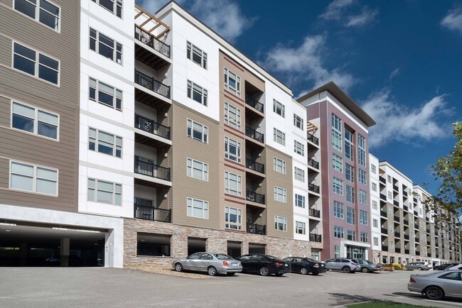 Building Photo - Cosmopolitan Apartments