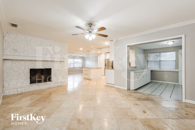 Foto del edificio - 7039 Pecan Ct