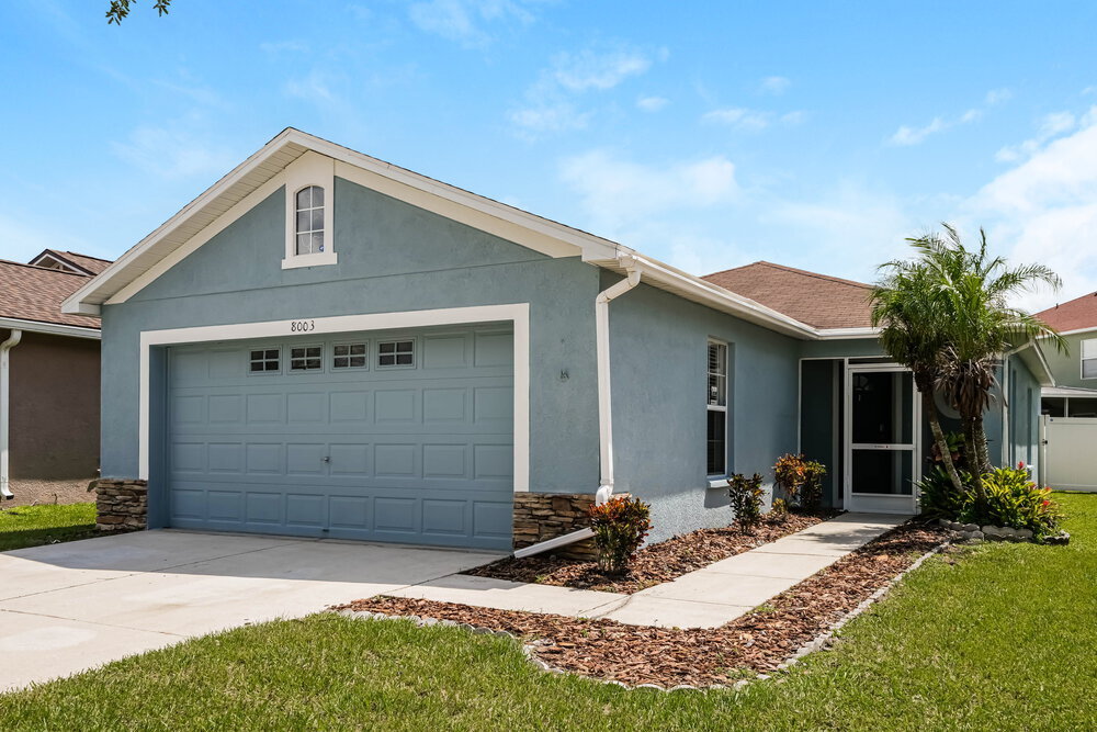 Foto principal - 8003 Canterbury Lake Blvd