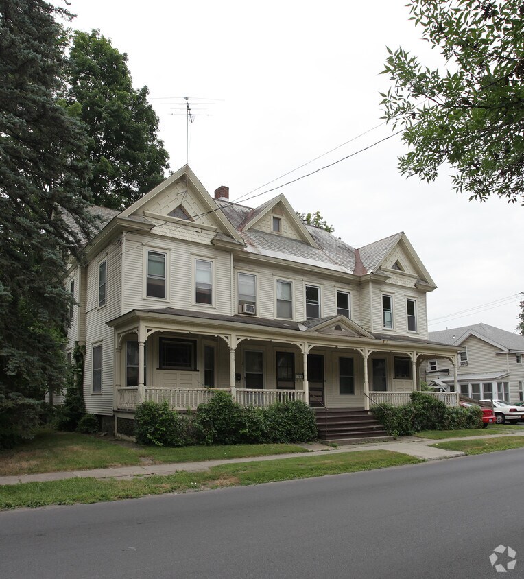 Building Photo - 18 Sherman Ave