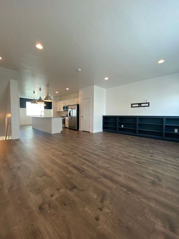 Building Photo - 10853 Big Meadow Dr