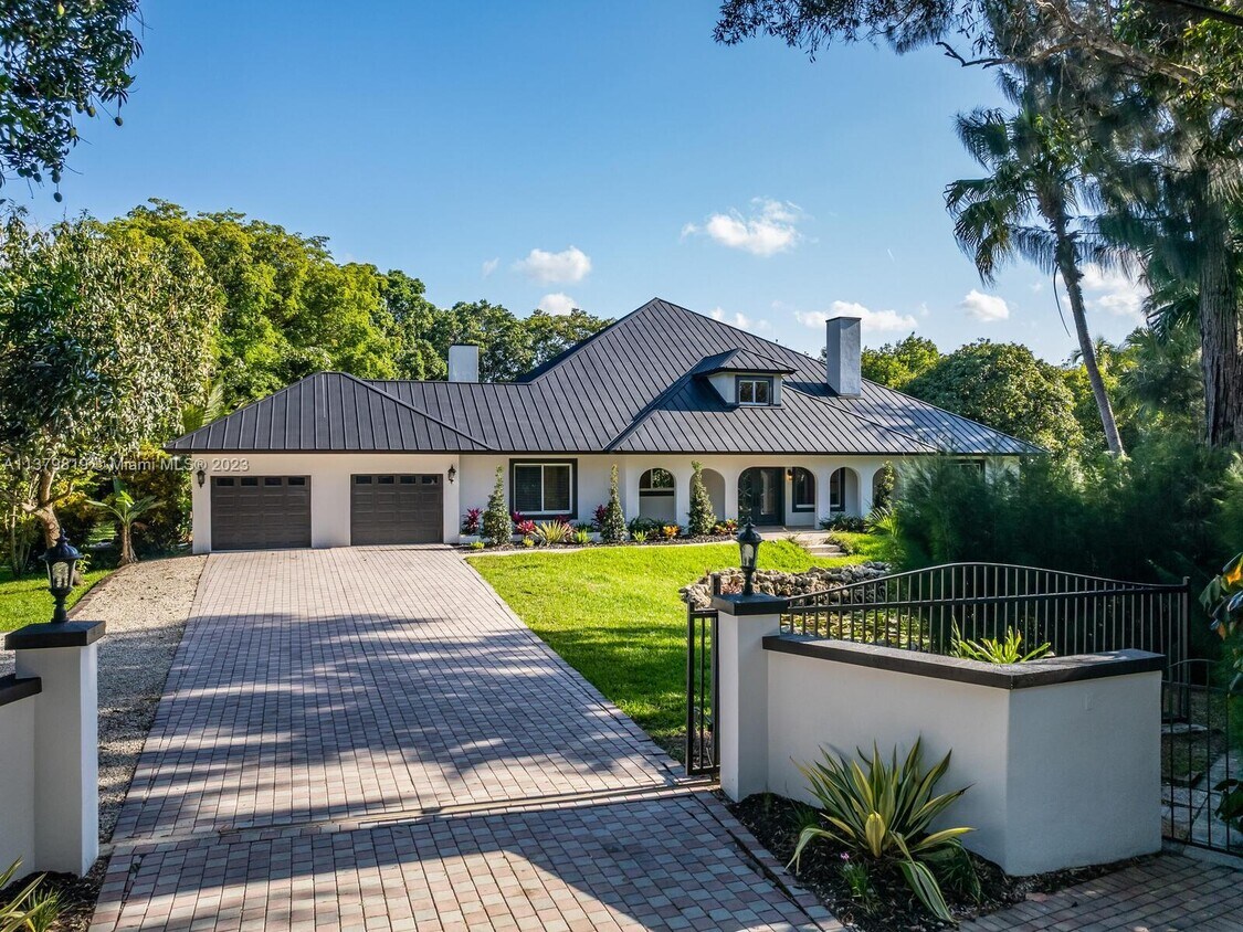 Primary Photo - 12990 SW 56th St