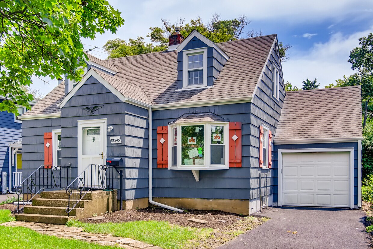 18345 Perth Ave, Homewood, IL 60430 House for Rent in Homewood, IL
