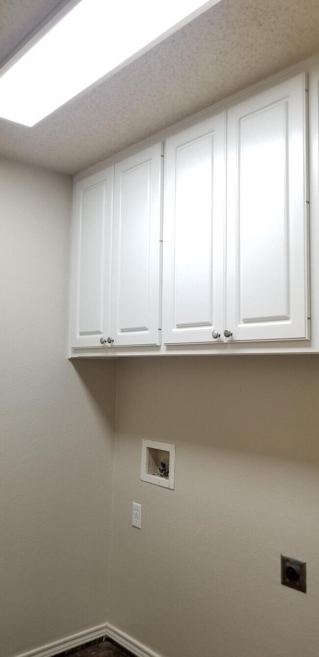 Foto del edificio - 406 N Dover Ave