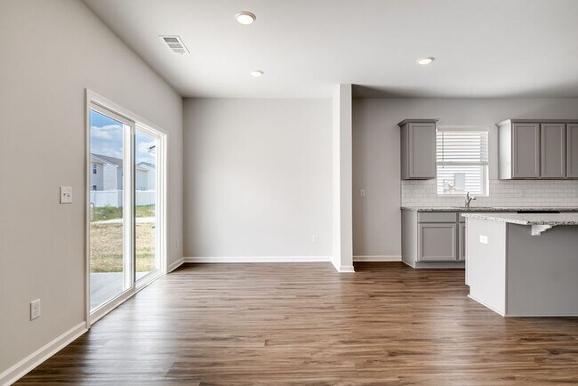 Building Photo - 4520 Jackie Retreat Dr