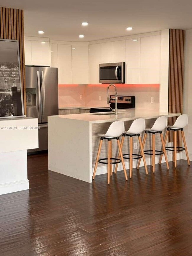 Foto del edificio - 5305 SW 126th Terrace