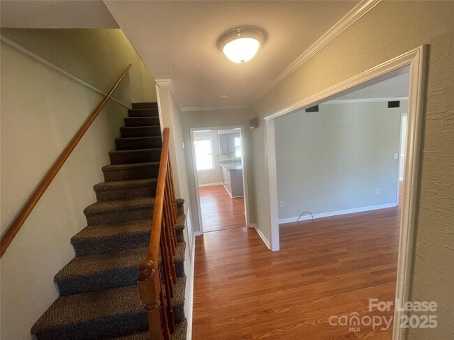 Foto del edificio - 6160 Timberlane Terrace