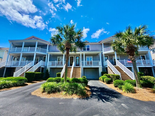Building Photo - Luxury condo in Charleston National with g...
