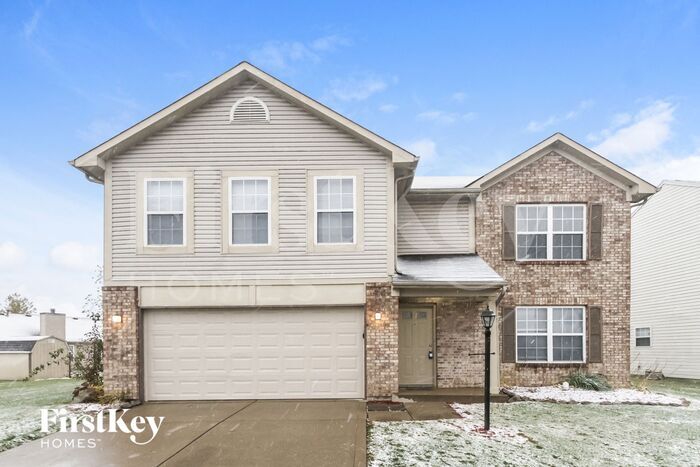 Primary Photo - 860 Treyburn Green Dr