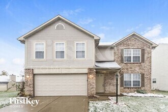 Building Photo - 860 Treyburn Green Dr