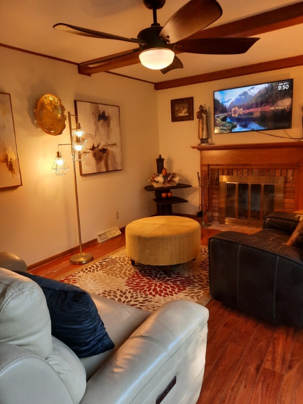 Building Photo - 9276 Yellowwood Dr