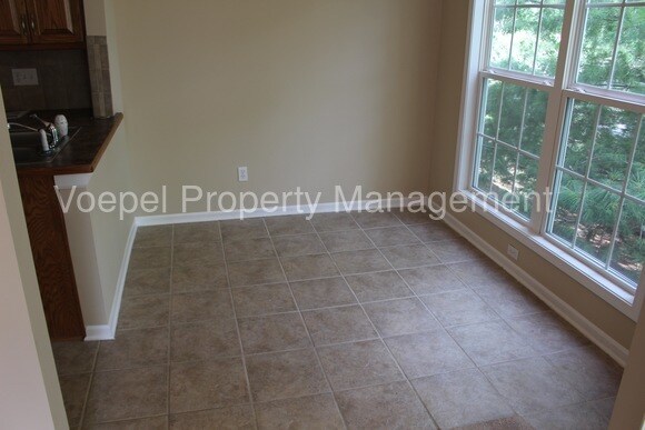 Building Photo - 15545 Floyd Ln