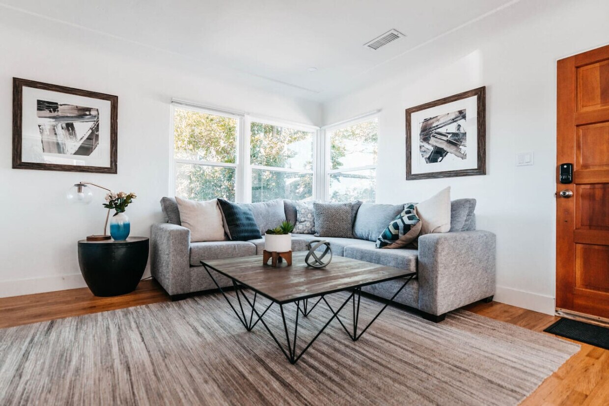 Foto principal - 4127-29 Vermont St
