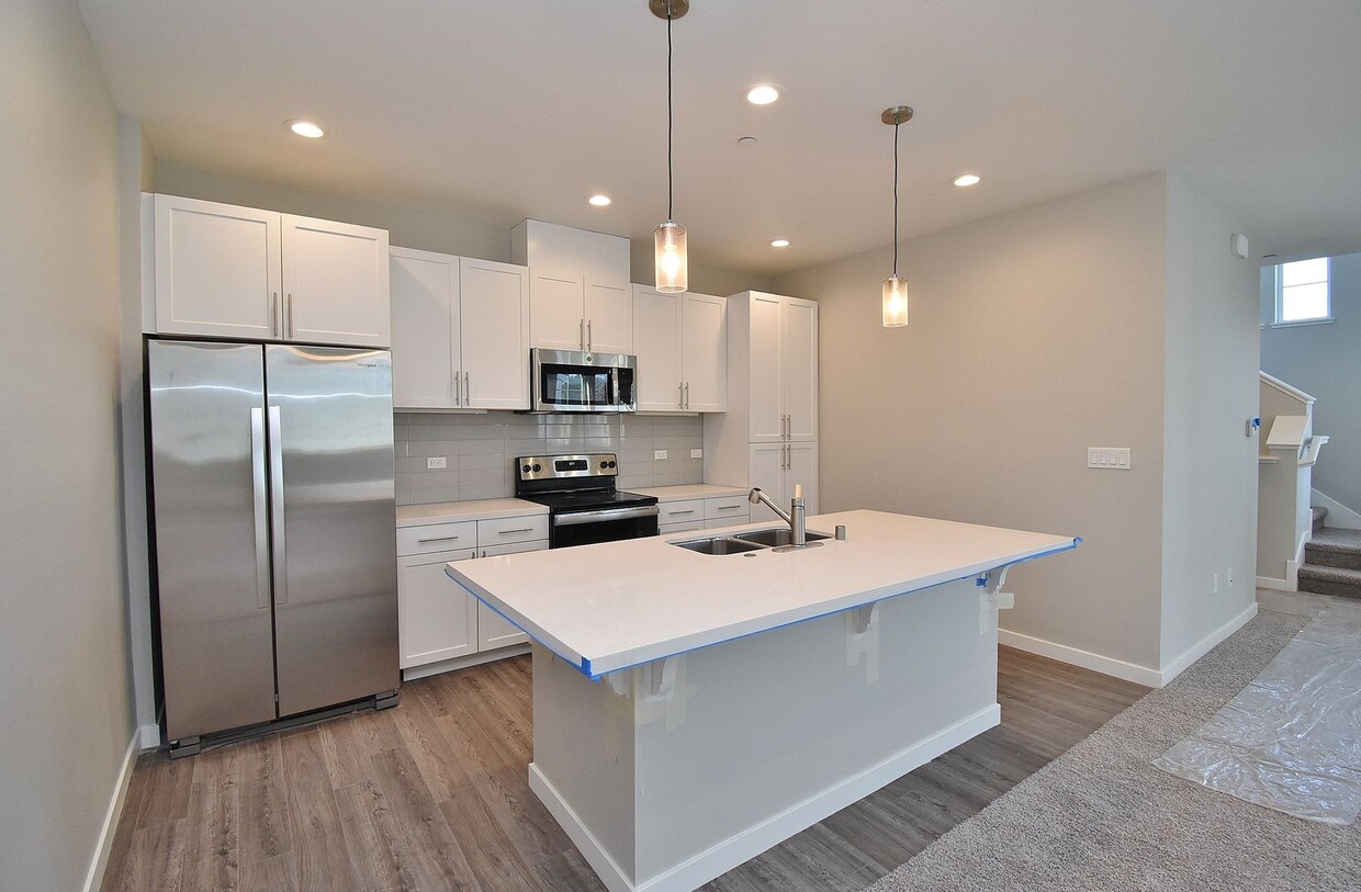 Primary Photo - $3,490 / STUNNING BRAND NEW 3 BEDROOM MODE...