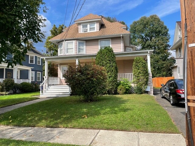 Building Photo - 340 2nd St