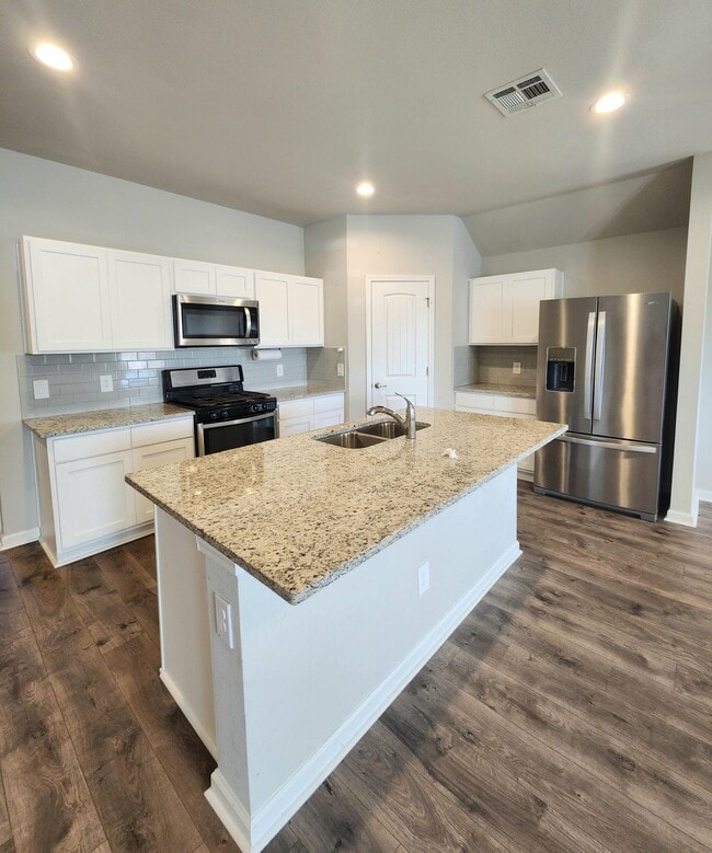 Building Photo - 876 Gold Finch Wy