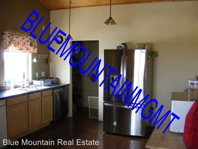 Building Photo - 11155 Eureka Rd