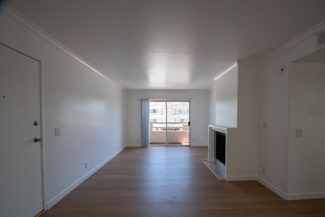 Foto del edificio - 6041 Fulton Ave
