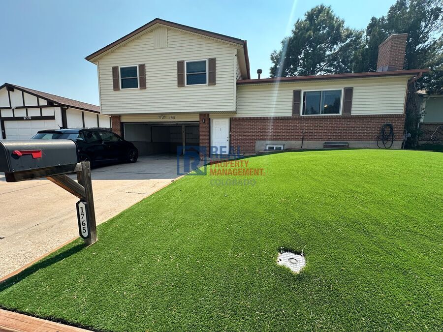 Primary Photo - 1765 S Dawson Way