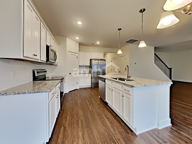 Building Photo - 4941 Chutney Dr