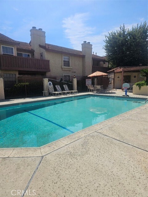 Foto del edificio - 2681 W Cameron Ct