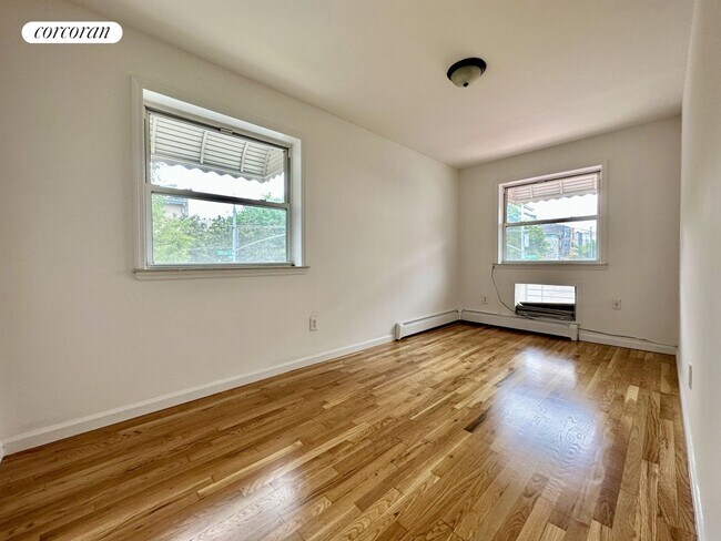 Foto del edificio - 156 Stockholm St