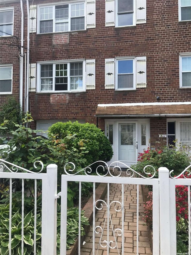 Primary Photo - 101-24 107th St