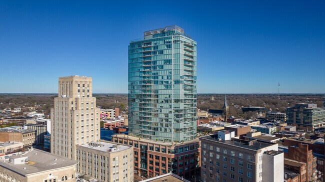 Building Photo - Apartments at One City Center