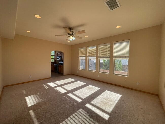 Foto del edificio - 6809 Chapingo Rd NE