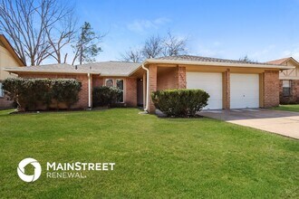 Building Photo - 16315 Alametos Dr