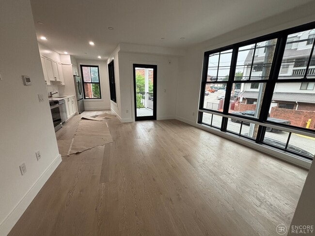 Building Photo - 36 Colborne Rd