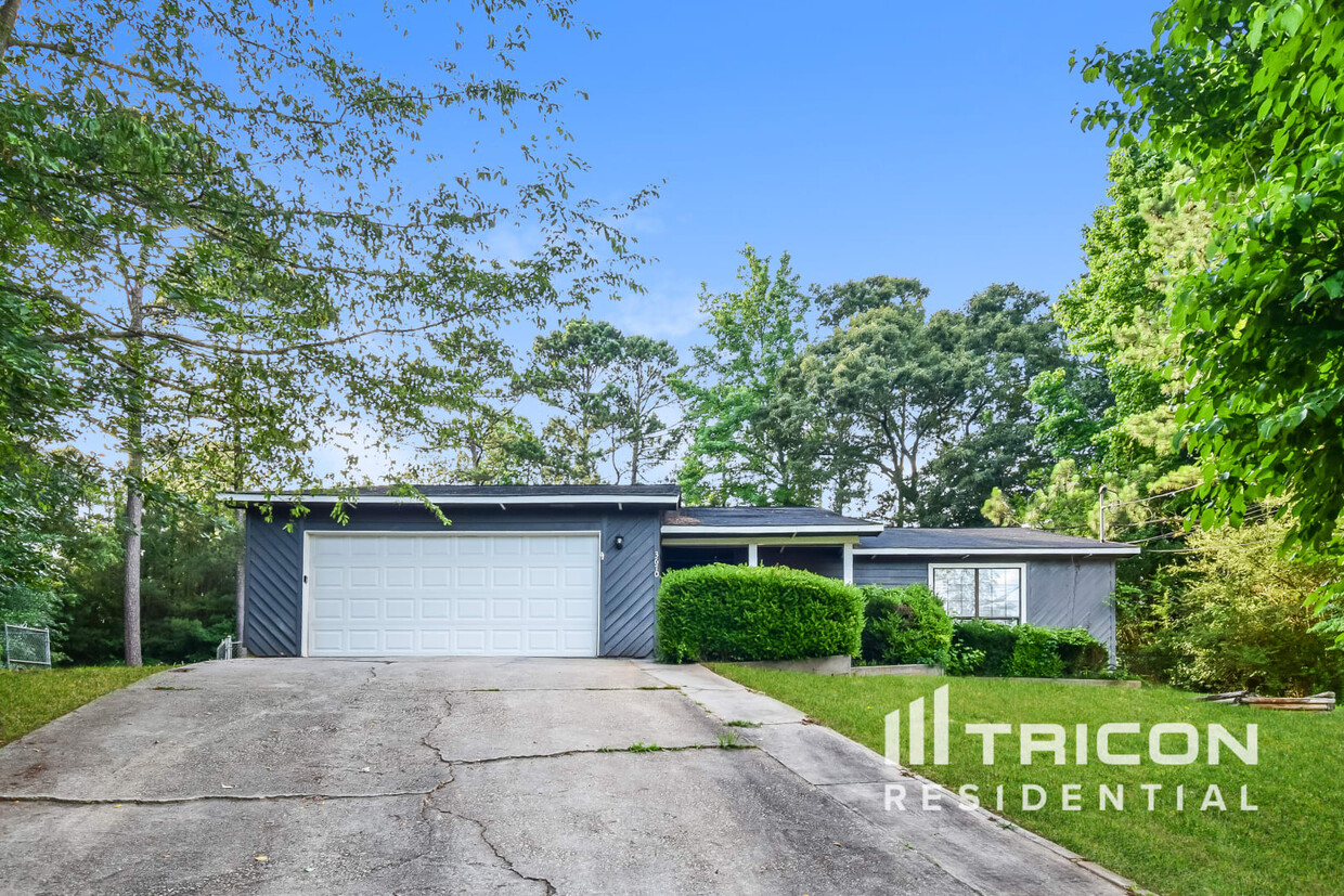Primary Photo - 3670 Riverchase Terrace