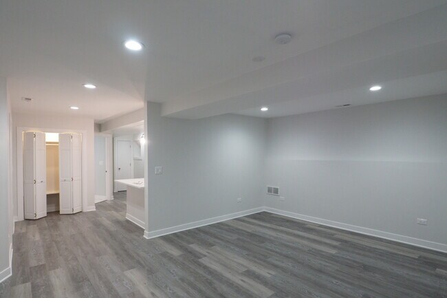 Foto del edificio - 2936 N Fairfield Ave
