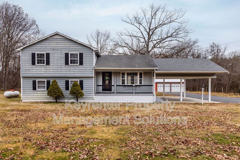 Primary Photo - 781 Cold Springs Rd