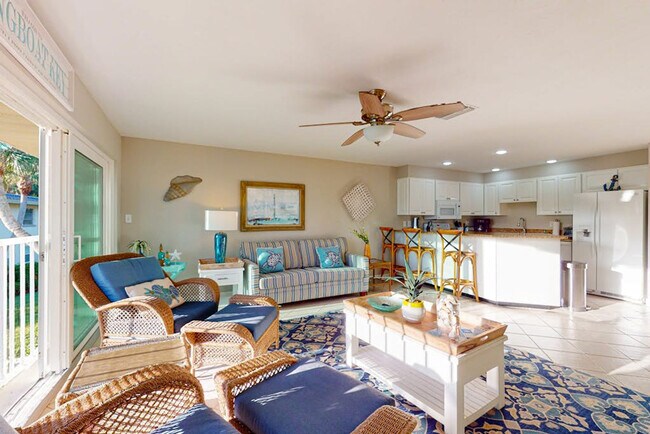 Building Photo - 6750 Gulf of Mexico Dr
