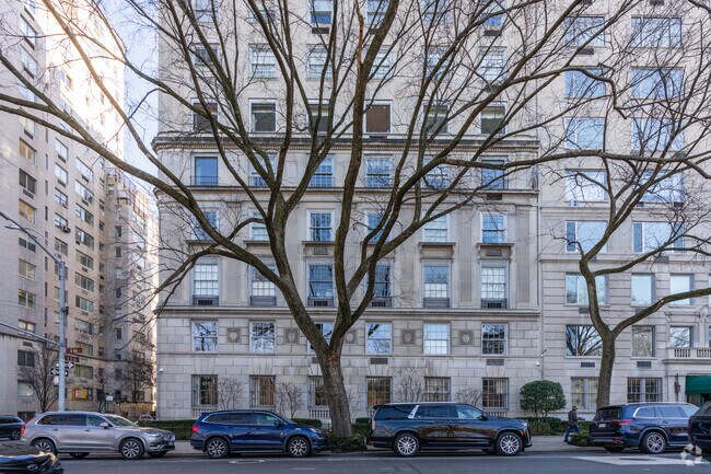 Foto del edificio - 920 Fifth Ave