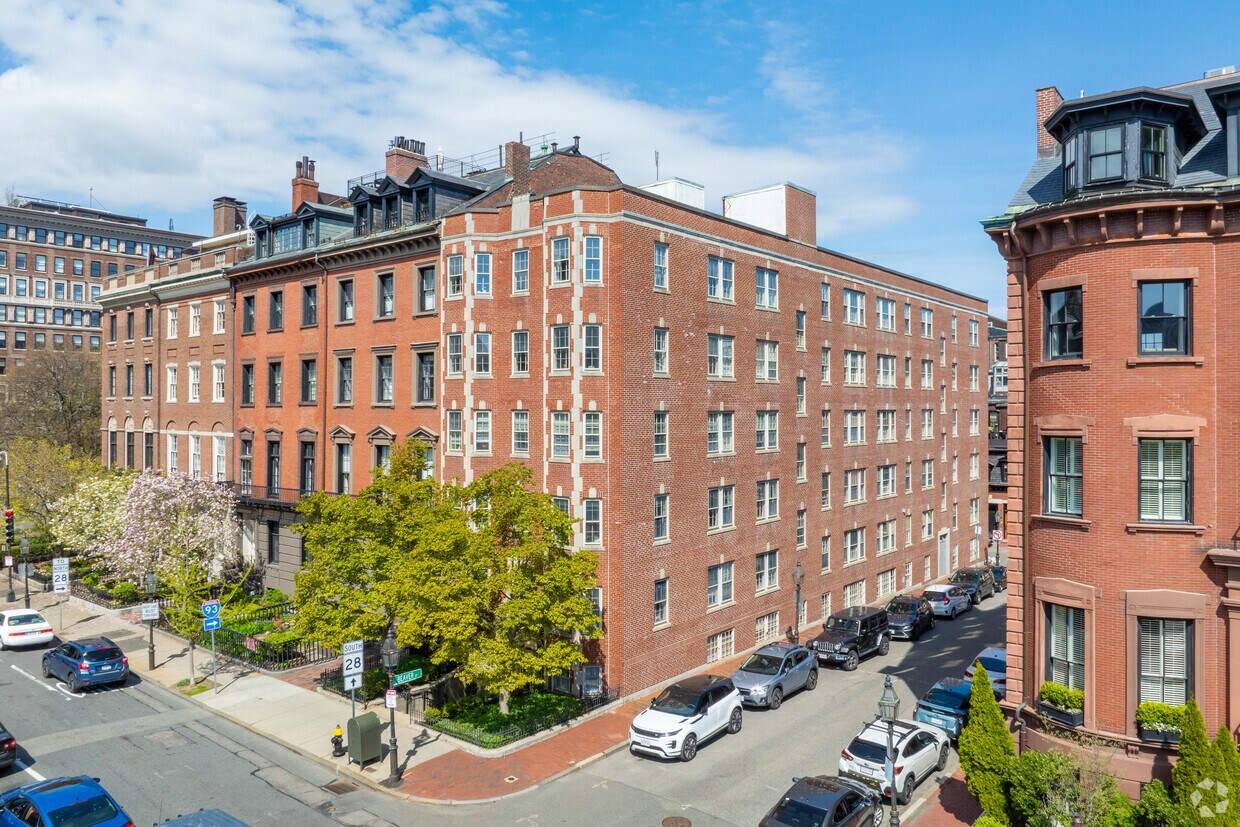 Primary - 92 Beacon St