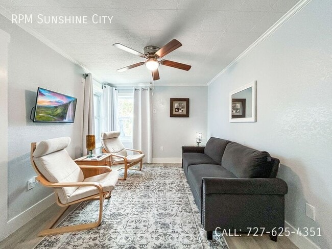 Building Photo - 13535 Boca Ciega Ave