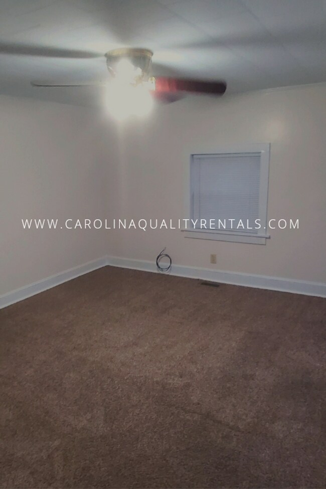 Foto del edificio - 2 Bedroom 1 Bath House Henderson NC
