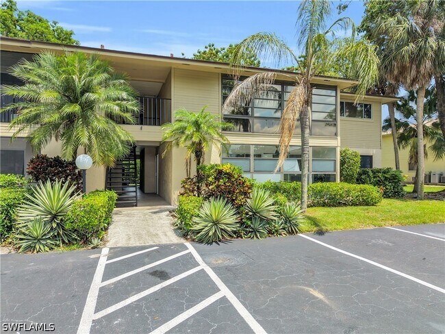 Building Photo - 5713 Foxlake Dr