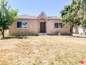 Building Photo - 12612 Hatteras St