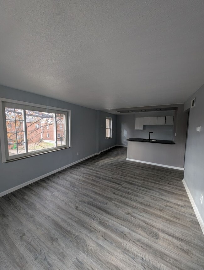 Foto del edificio - Charming Units in Euclid, Cleveland!