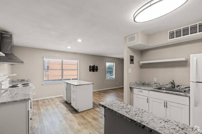 Studio-450SF-Kitchen - Heatherway Apartments