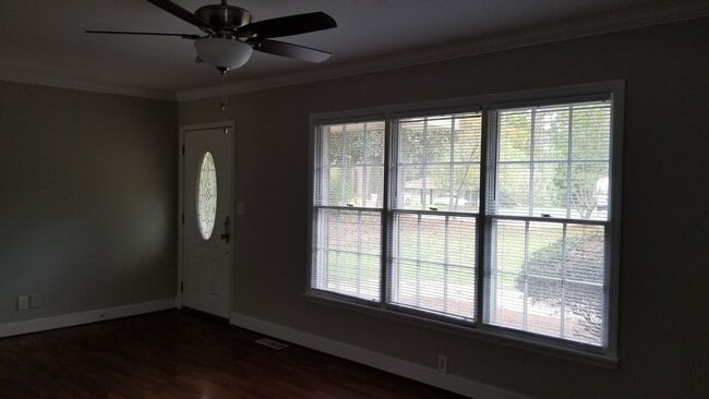 Building Photo - 128 Fulwood Blvd