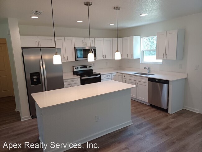 Foto del edificio - 3 br, 2 bath House - 10350 Dillon Ave