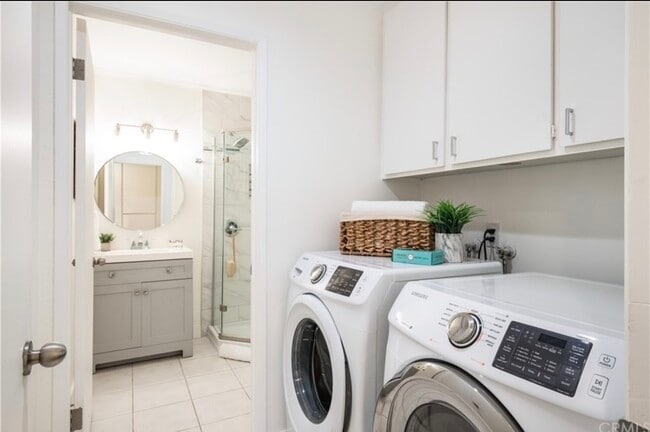 Building Photo - 1304-1312 12th St