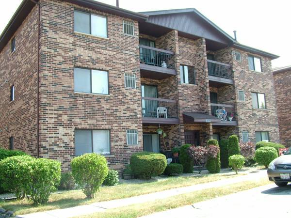 Building Photo - 9103 Franklin Ct