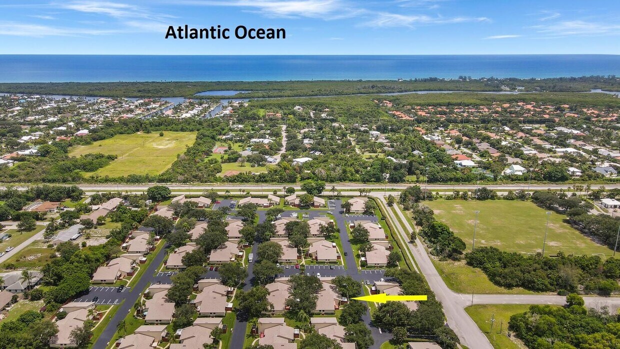 Foto principal - 8093 SE Villa Cir