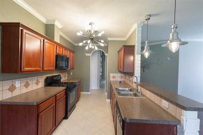 Foto del edificio - 25315 Sierra Woods Ln