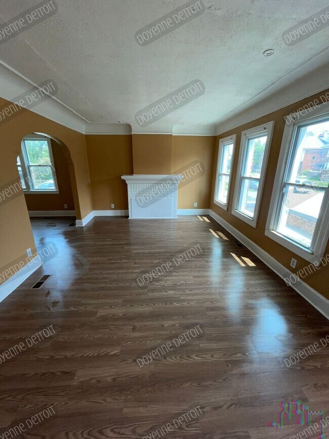 Foto del edificio - 2952 Waverly